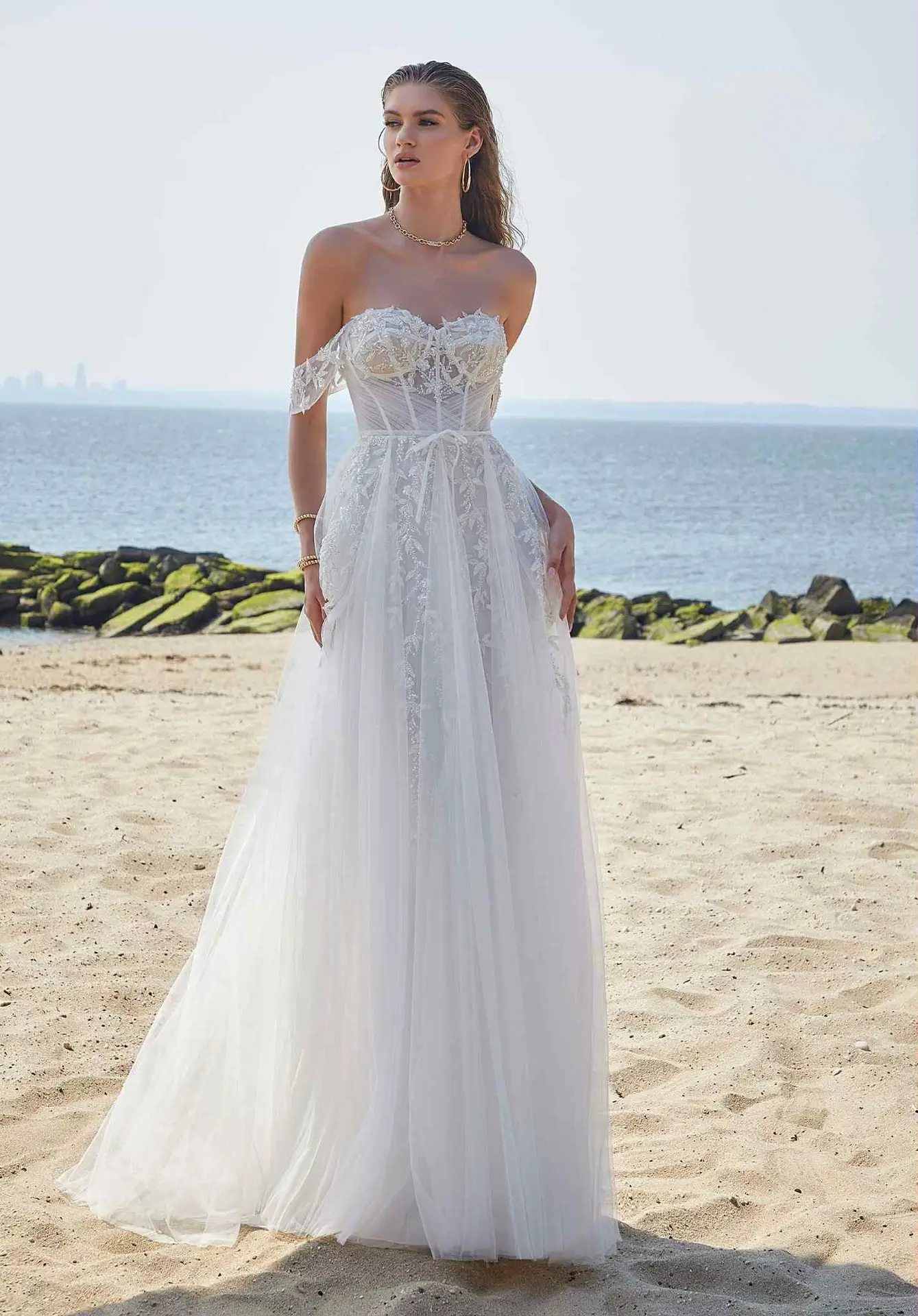 Bridal editorial by the sea